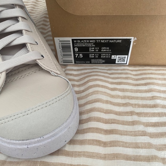 NWT Nike Blazer Mid 77 Next Nature Light Orewood Brown Women's 9 - Picture 7 of 7